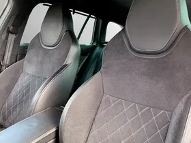 Skoda Superb Combi 2.0 TDI Sportline | Thumbnail 17 von 27