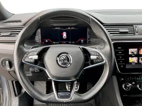 Skoda Superb Combi 2.0 TDI Sportline | Thumbnail 11 von 27