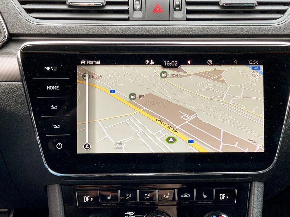 Skoda Superb Combi 2.0 TDI Sportline | Bild 14 von 27