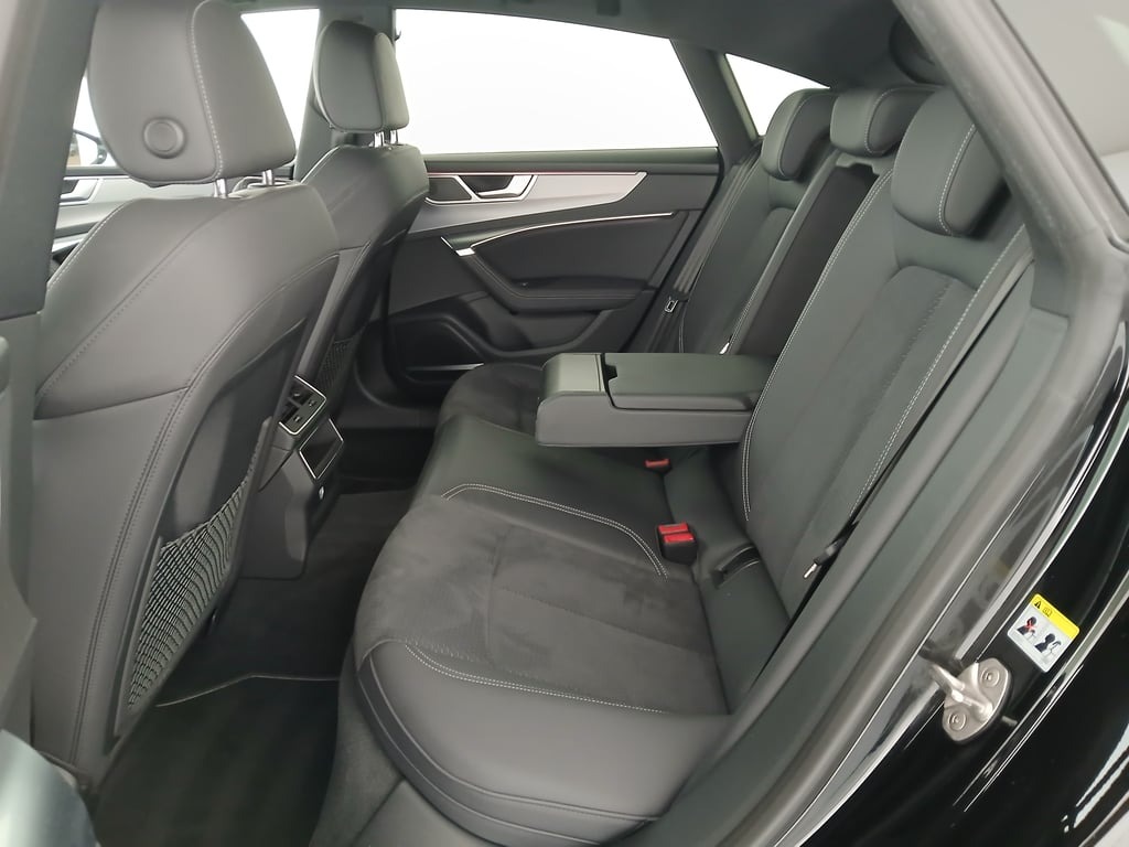 Audi A7 Sportback 40 2.0 TDI quattro | Bild 27 von 31