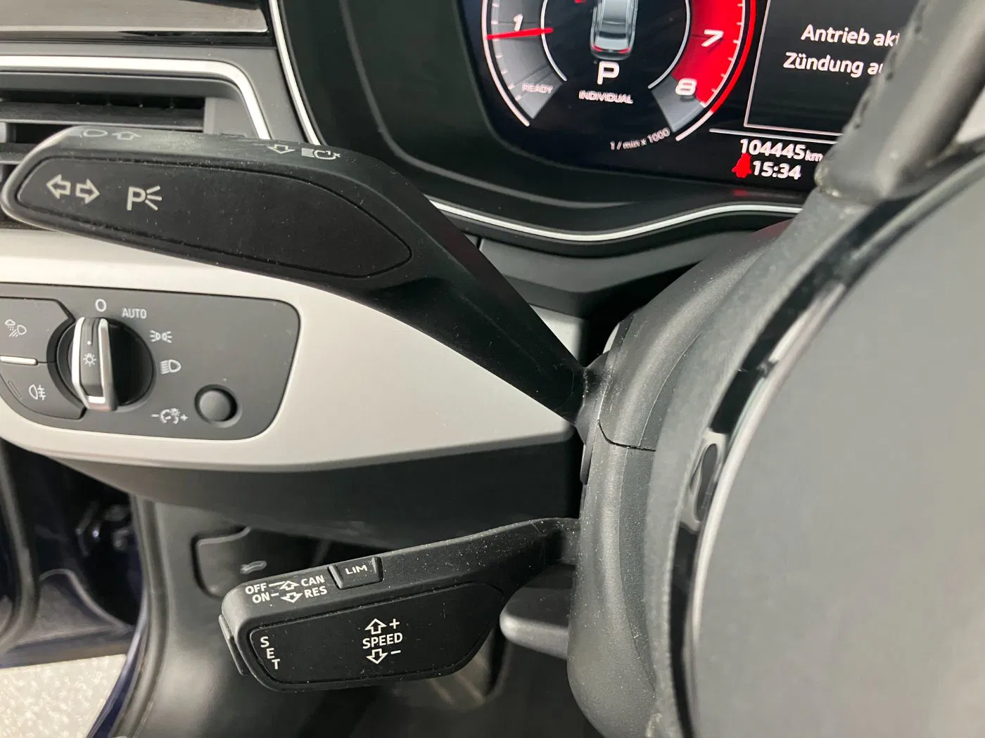 Audi A4 35 2.0 TFSI S-Line | Bild 16 von 30