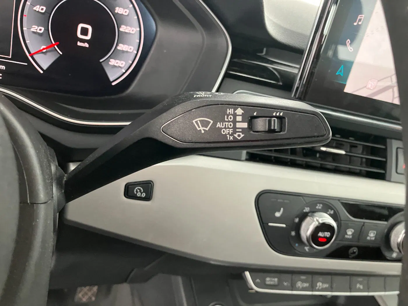 Audi A4 35 2.0 TFSI S-Line | Bild 17 von 30