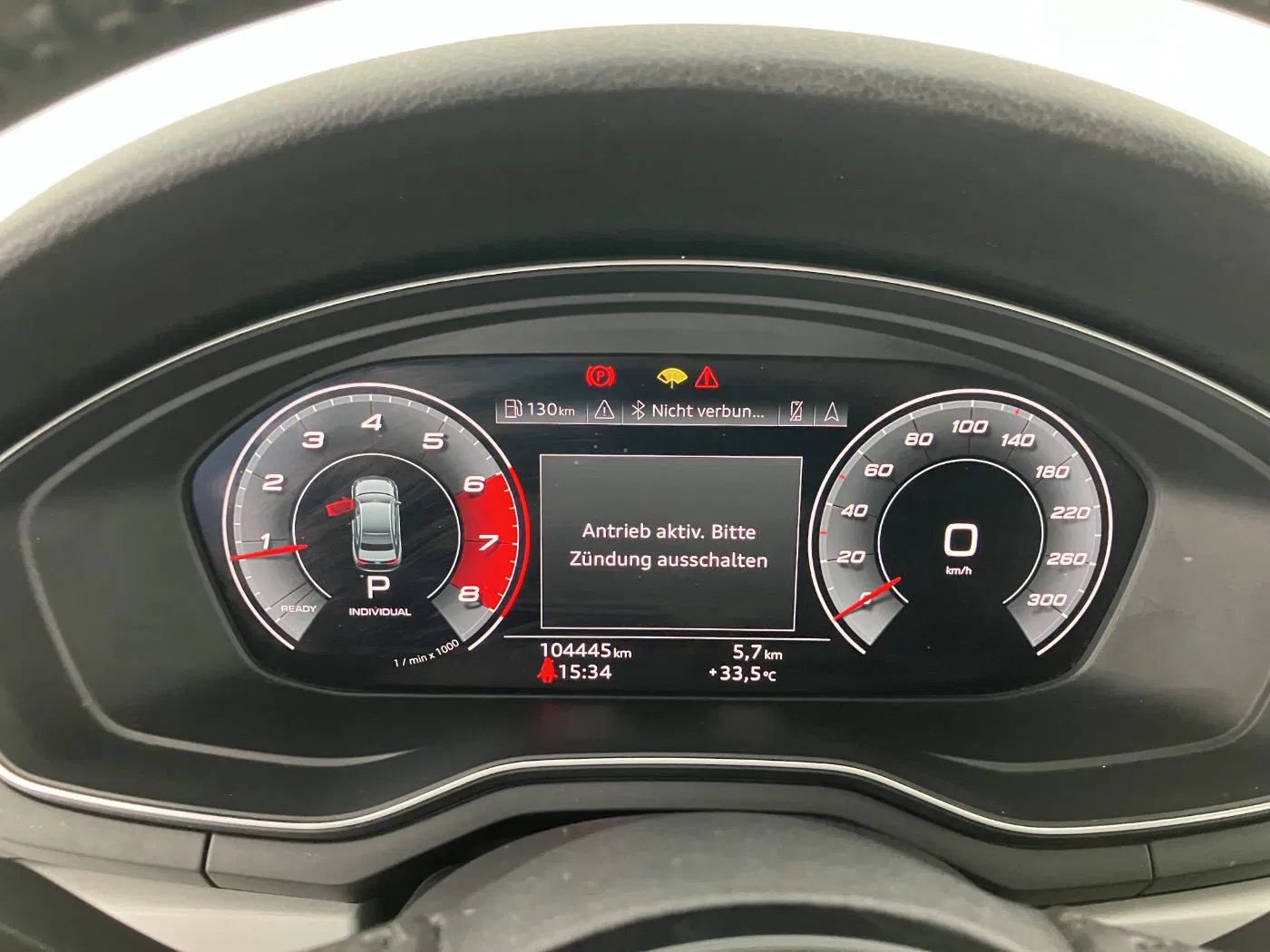 Audi A4 35 2.0 TFSI S-Line | Bild 13 von 30