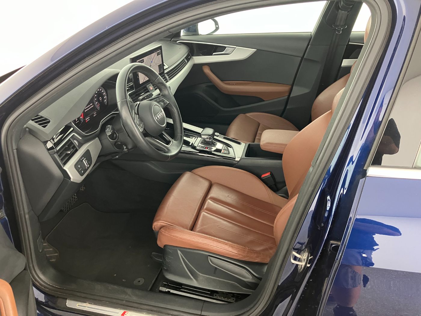 Audi A4 35 2.0 TFSI S-Line | Bild 10 von 25