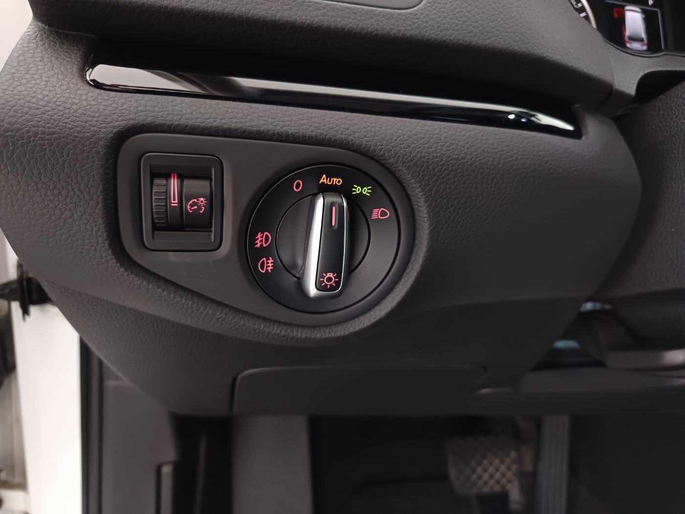 Seat Alhambra 2.0 TDI 4Drive | Bild 10 von 28