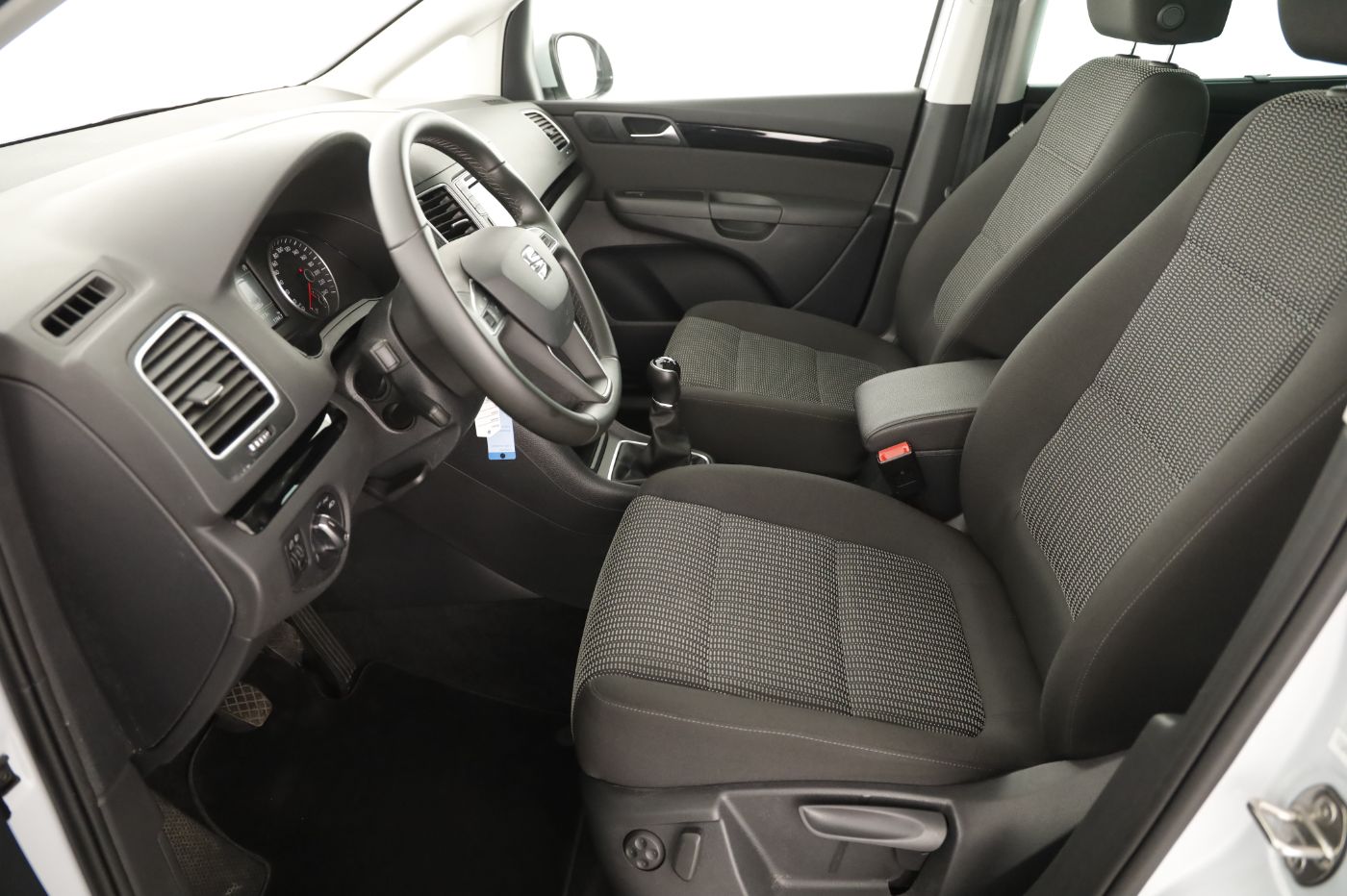 Seat Alhambra Executive 1.4 TSI | Bild 11 von 25