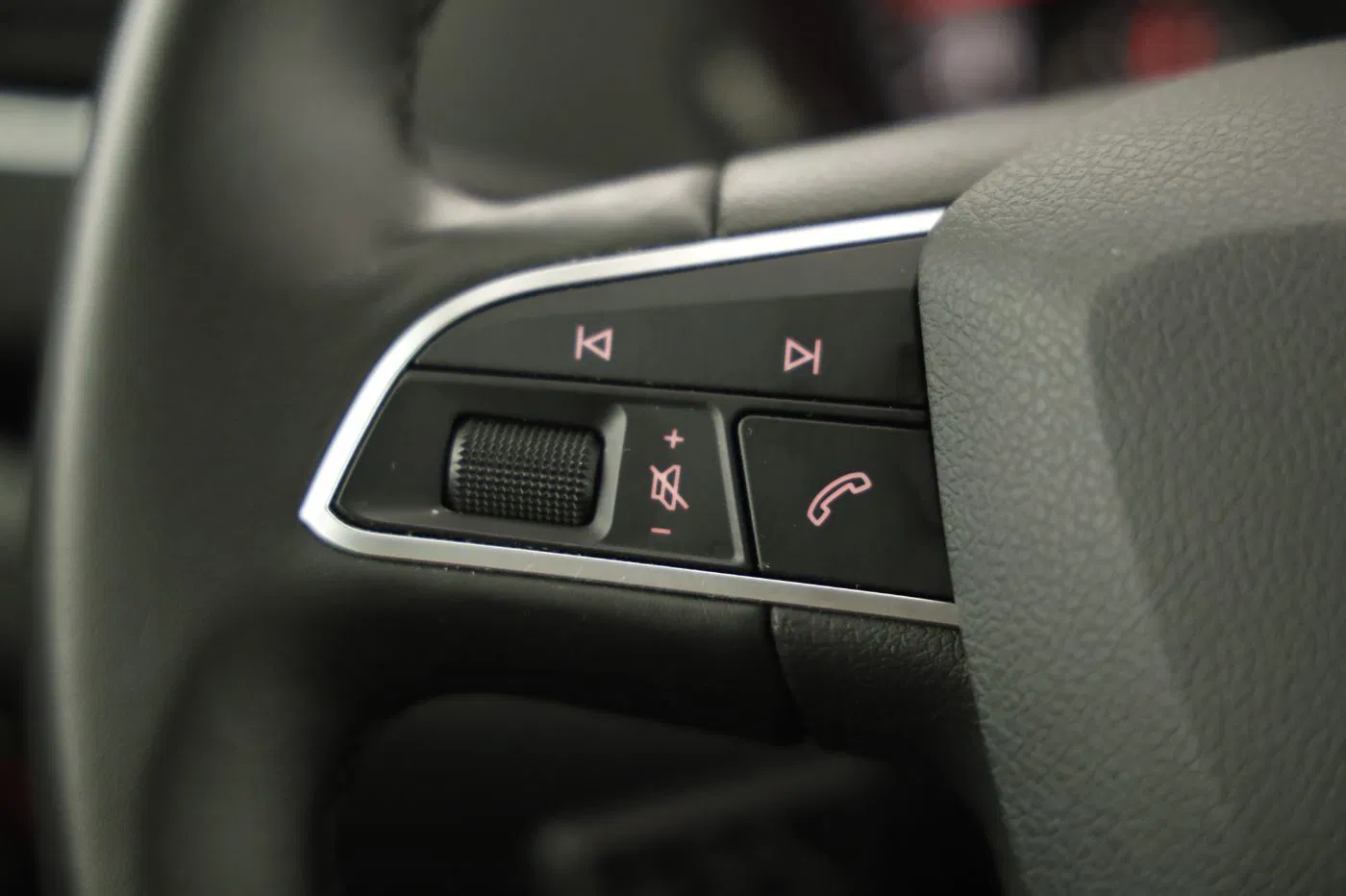 Seat Alhambra Executive 1.4 TSI | Bild 15 von 25