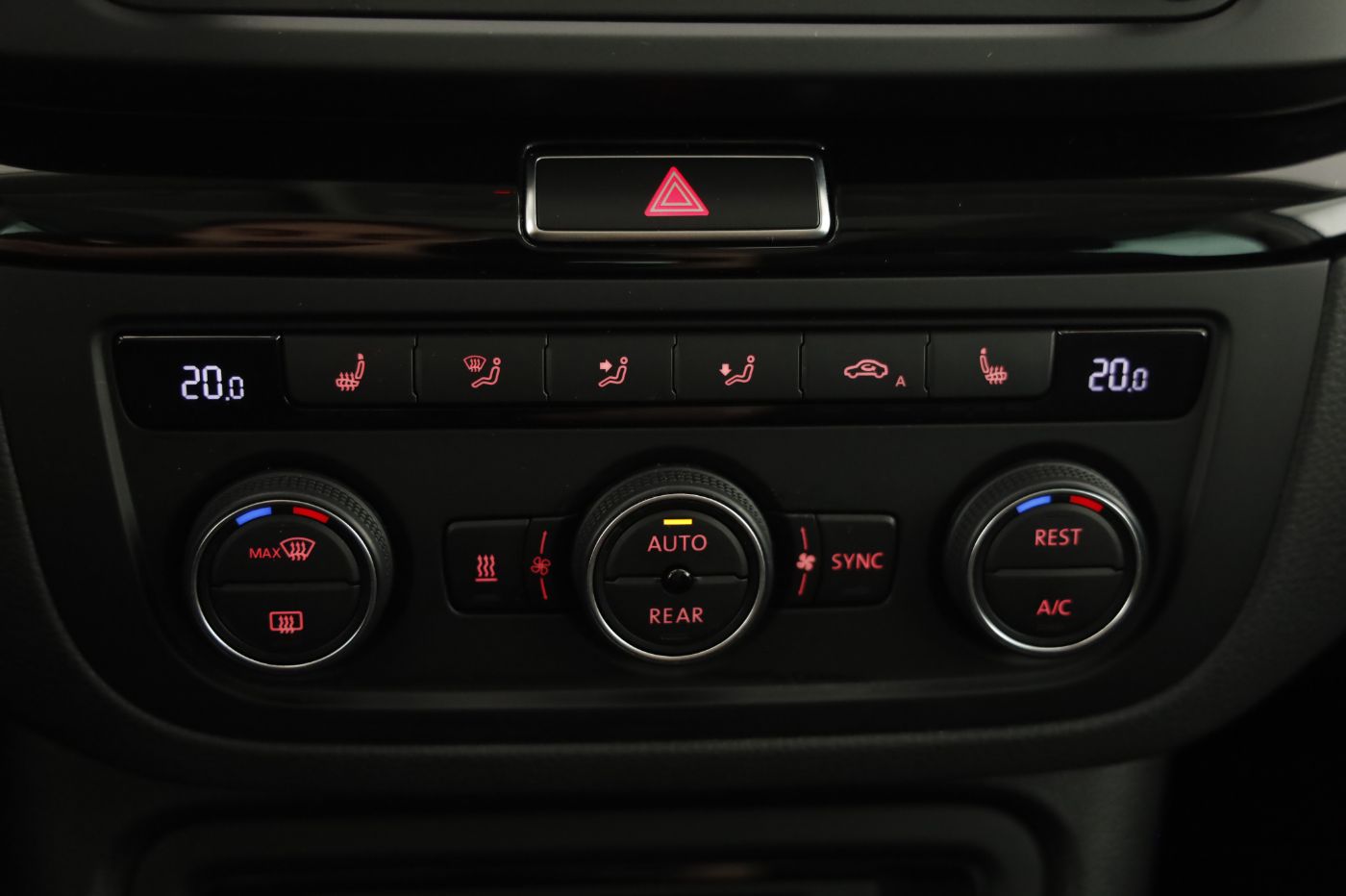 Seat Alhambra Executive 1.4 TSI | Bild 20 von 25