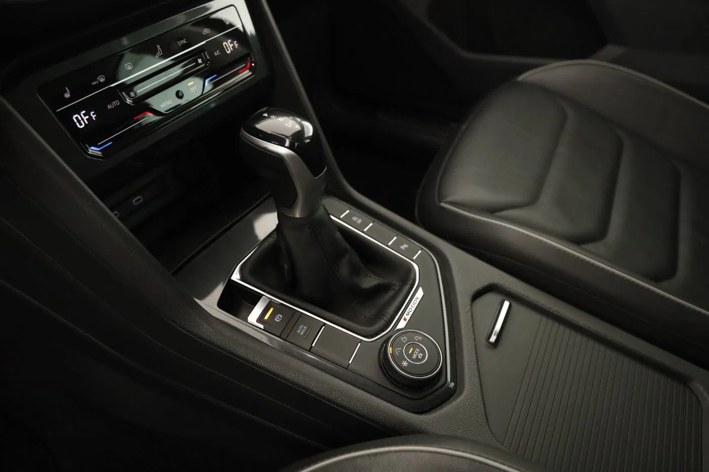 VW Tiguan 2.0 TDI BMT 4Motion Elegance | Bild 22 von 29