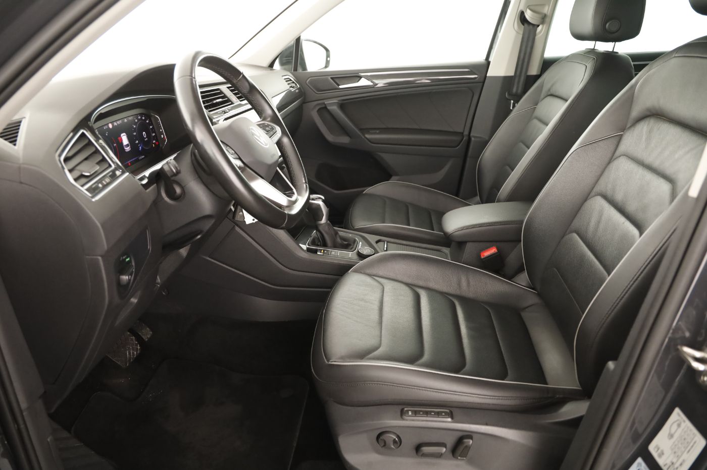 VW Tiguan 2.0 TDI BMT 4Motion Elegance | Bild 12 von 29
