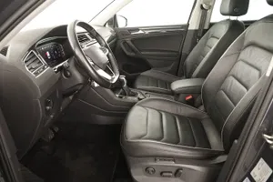 VW Tiguan 2.0 TDI BMT 4Motion Elegance | Thumbnail 12 von 29