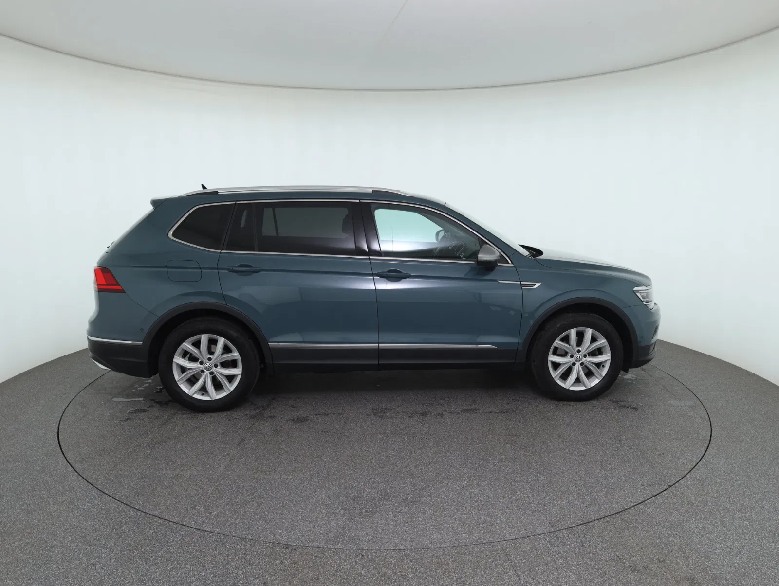 VW Tiguan Allspace 1.5 TSI ACT Highline | Bild 4 von 27