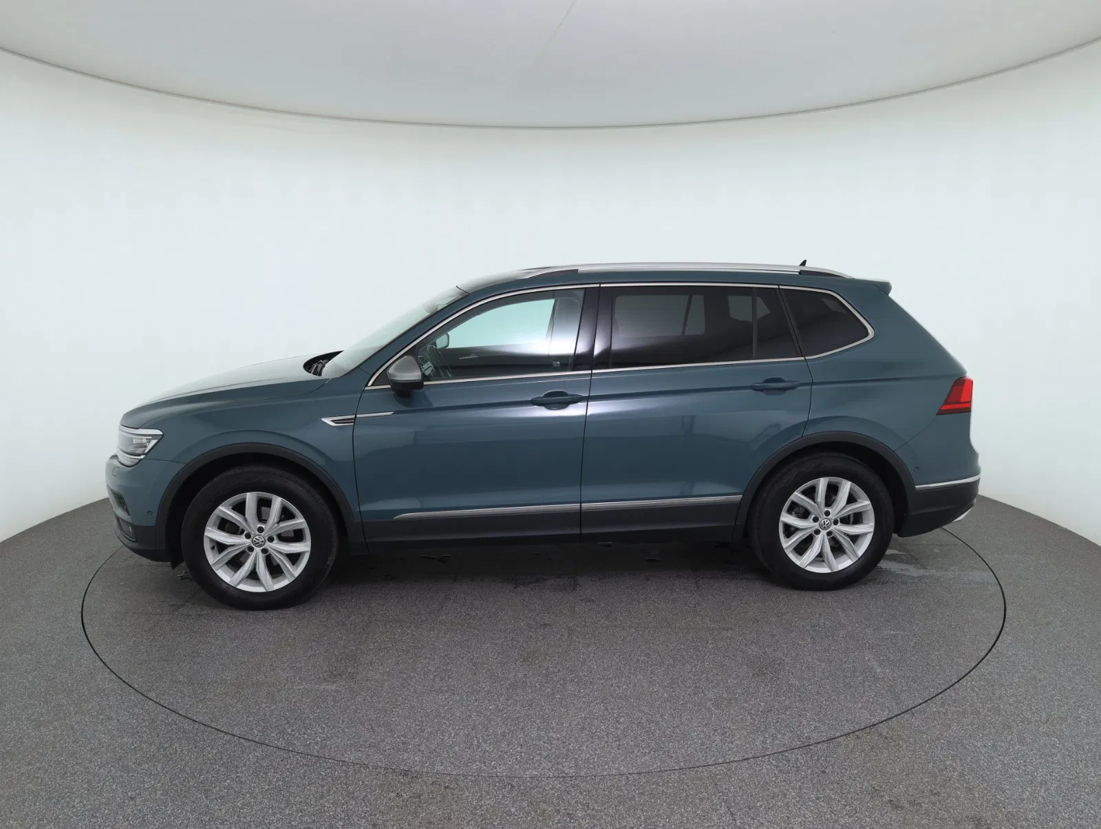 VW Tiguan Allspace 1.5 TSI ACT Highline | Bild 8 von 27