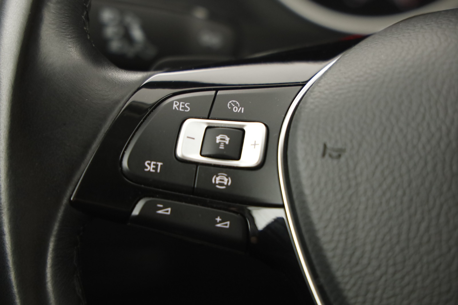 VW Tiguan Allspace 1.5 TSI ACT Highline | Thumbnail 17 von 27