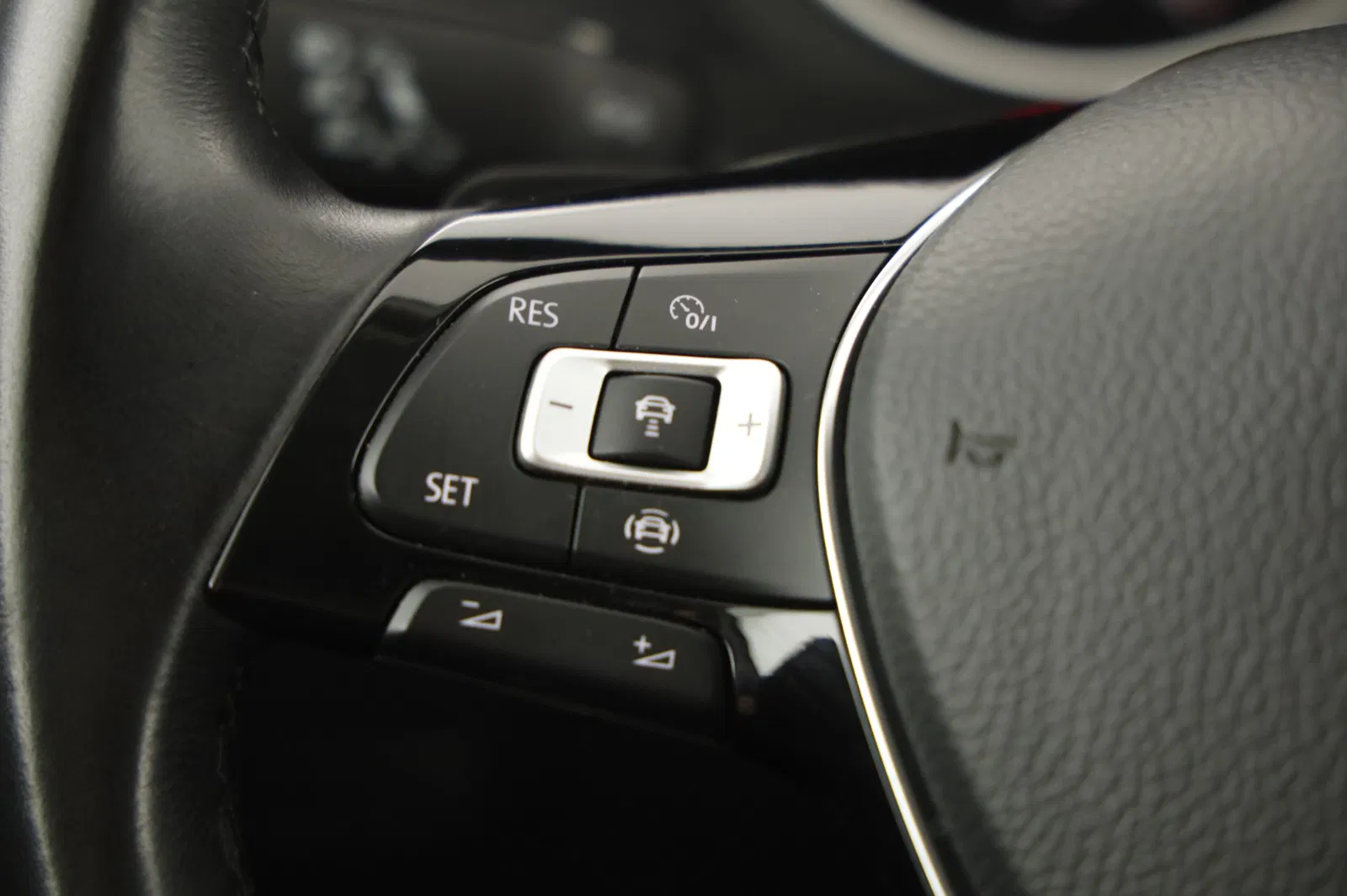 VW Tiguan Allspace 1.5 TSI ACT Highline | Bild 17 von 27