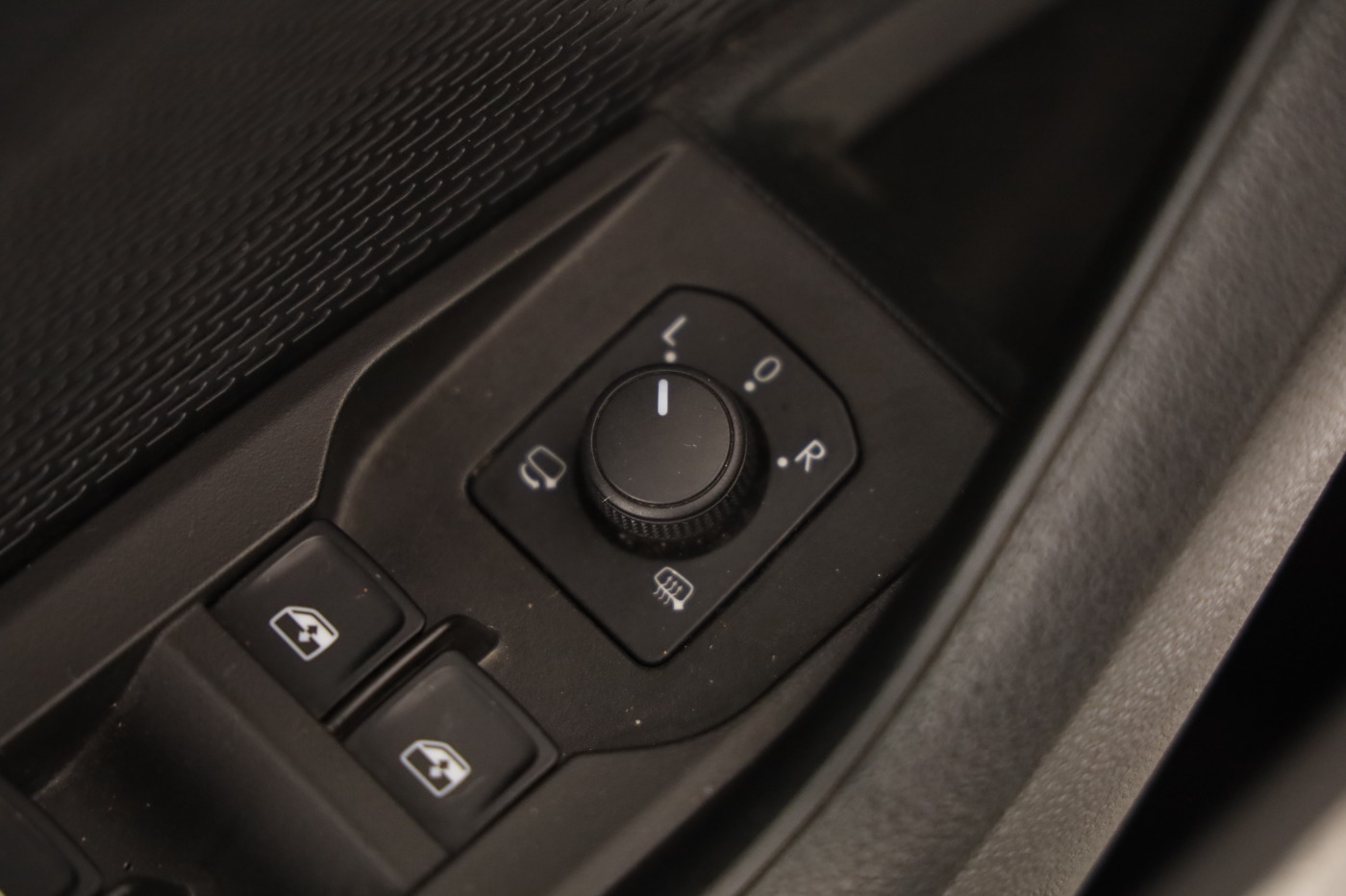 Skoda OCTAVIA Combi Ambition TDI | Bild 9 von 24