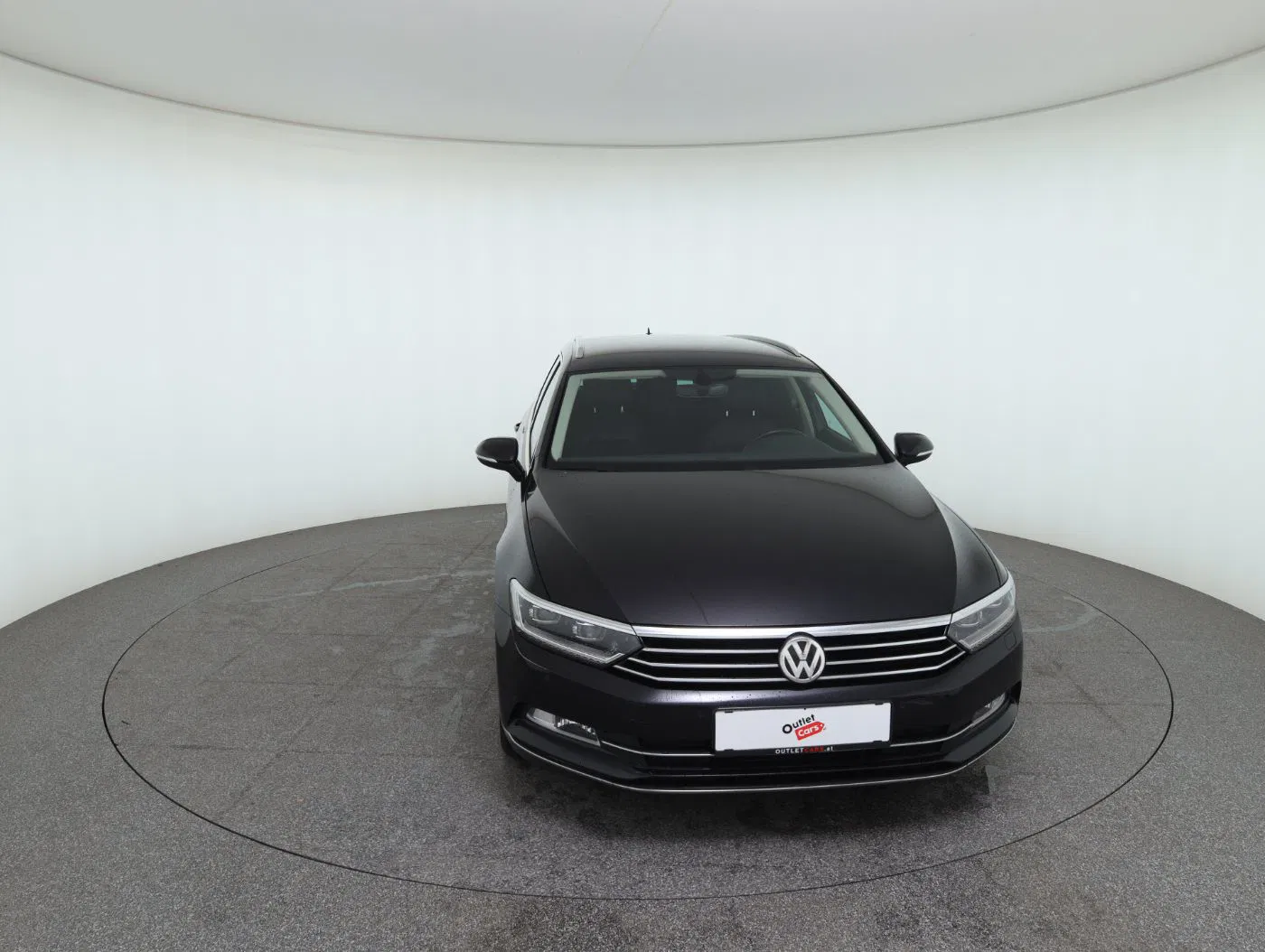 VW Passat Variant TDI DSG | Bild 2 von 27
