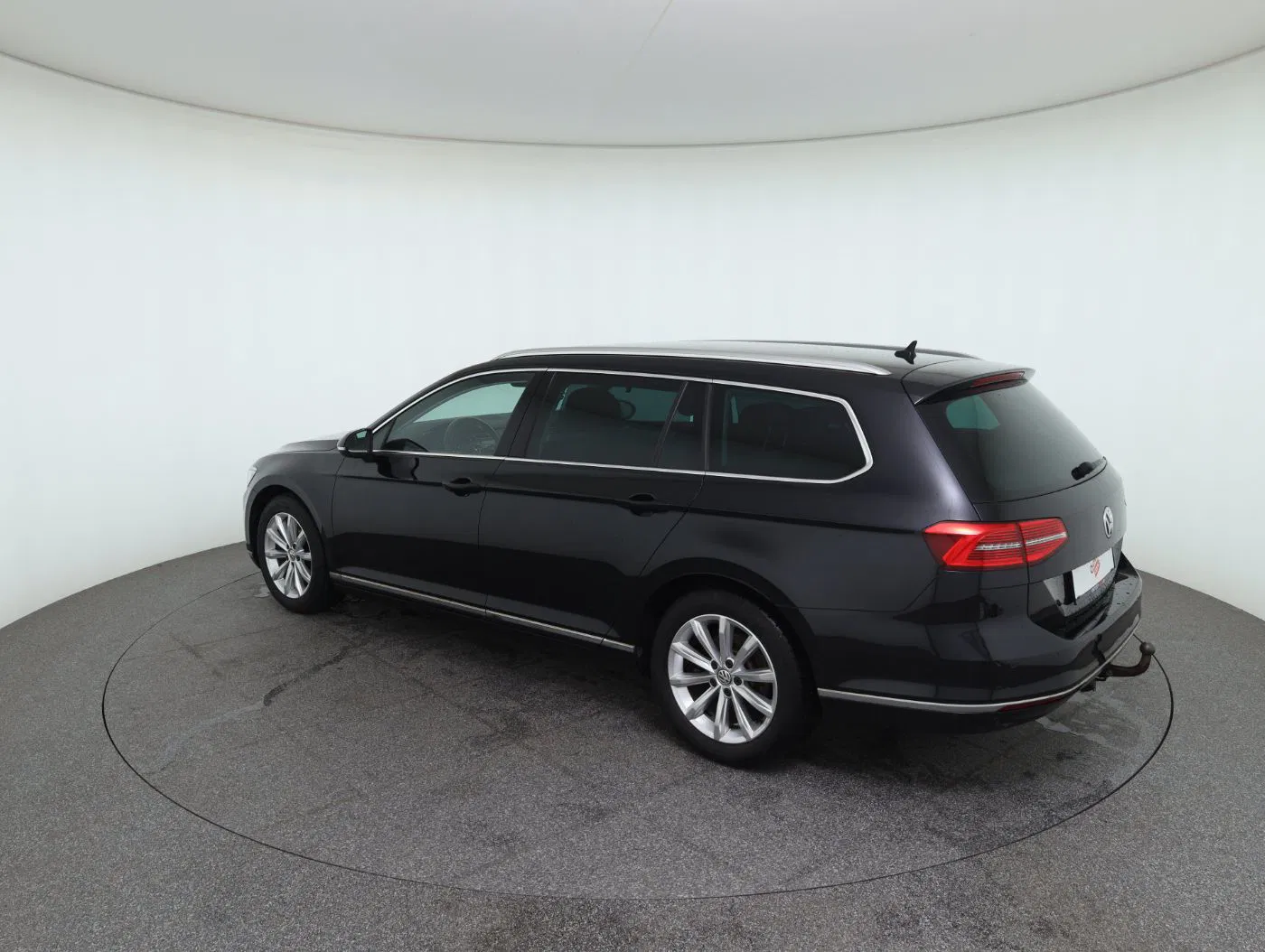 VW Passat Variant TDI DSG | Bild 7 von 27