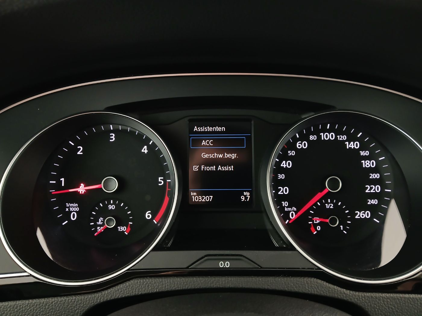 VW Passat Variant TDI DSG | Bild 17 von 27