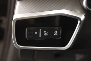 Audi A6 Avant 40 2.0 TDI sport | Thumbnail 10 von 27