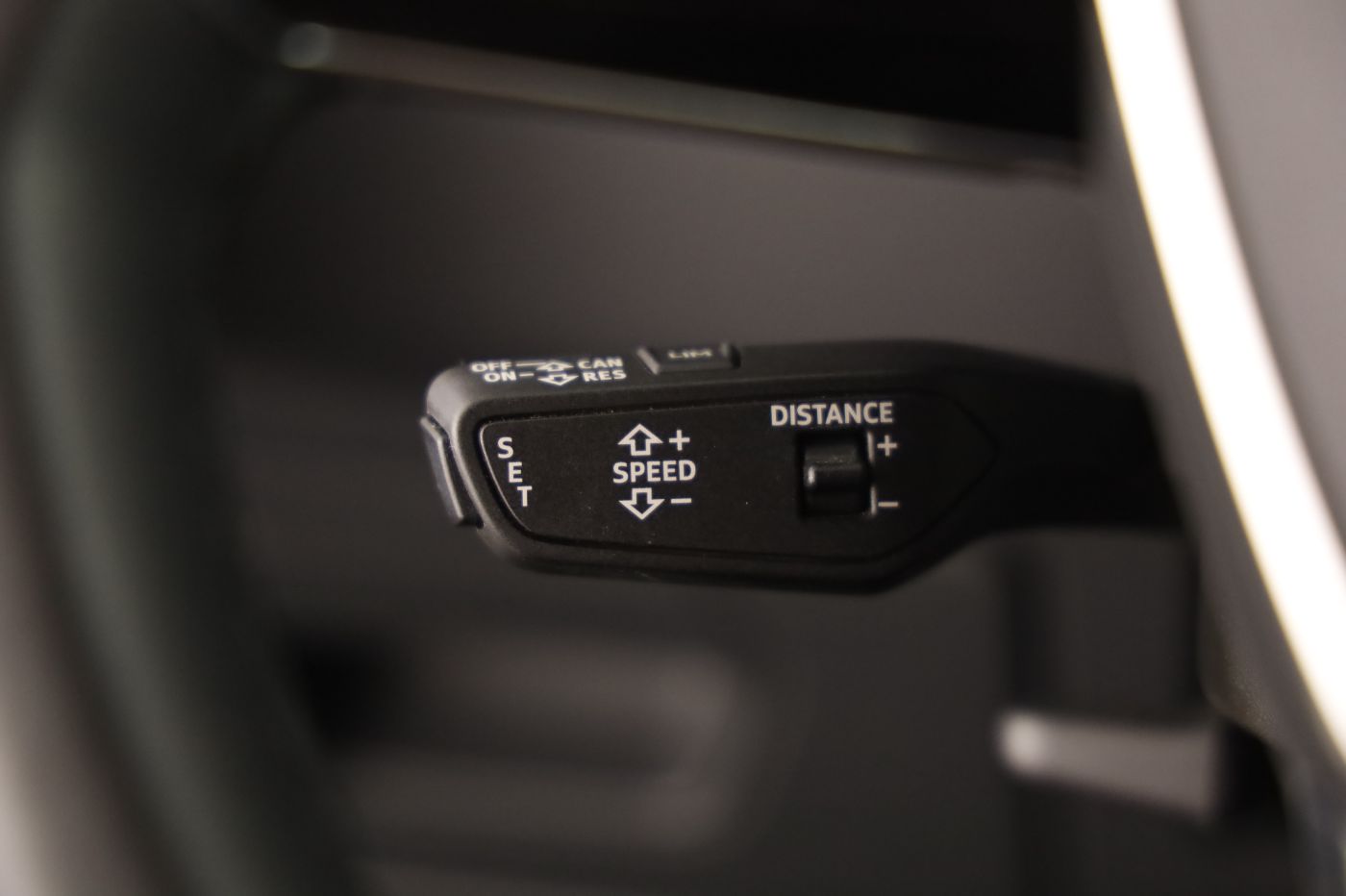 Audi A6 Avant 40 2.0 TDI sport | Bild 16 von 27