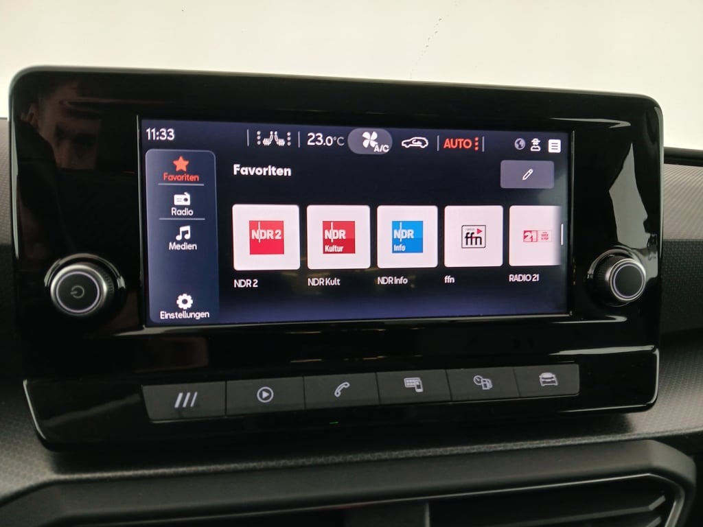 Seat Leon Sportstourer 2.0 TDI Style | Thumbnail 19 von 27