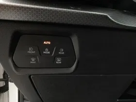 Seat Leon Sportstourer 2.0 TDI Style | Thumbnail 12 von 27