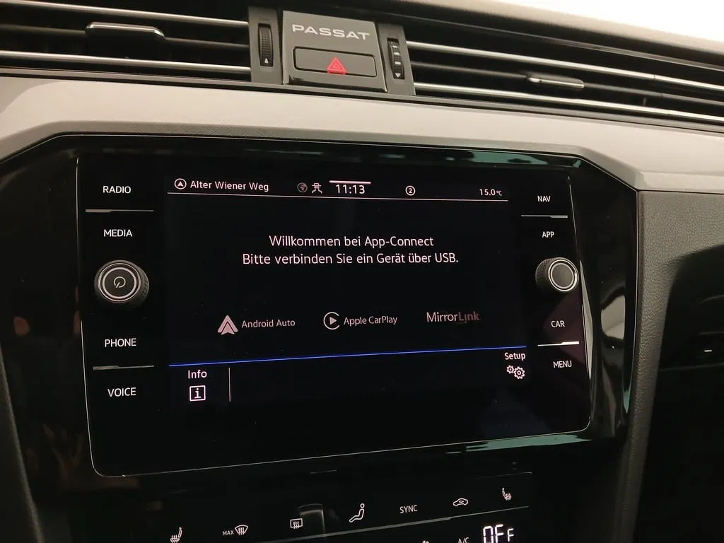 VW Passat Variant 2.0 TDI BMT Business | Bild 20 von 29