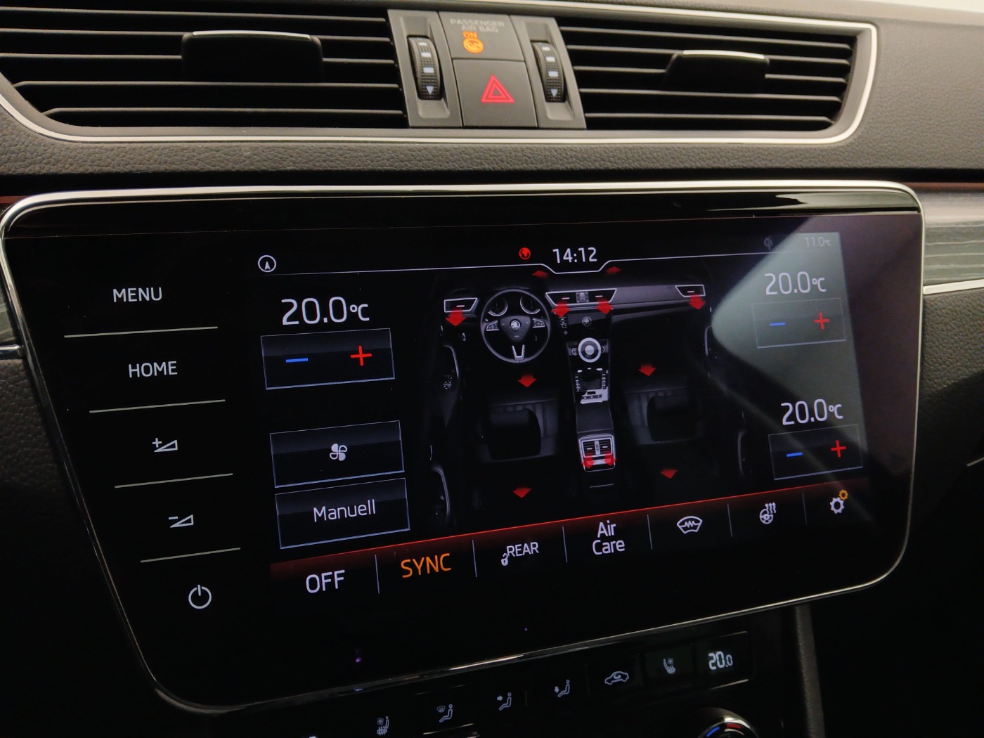 Skoda Superb Combi 2.0 TDI Style | Bild 20 von 30