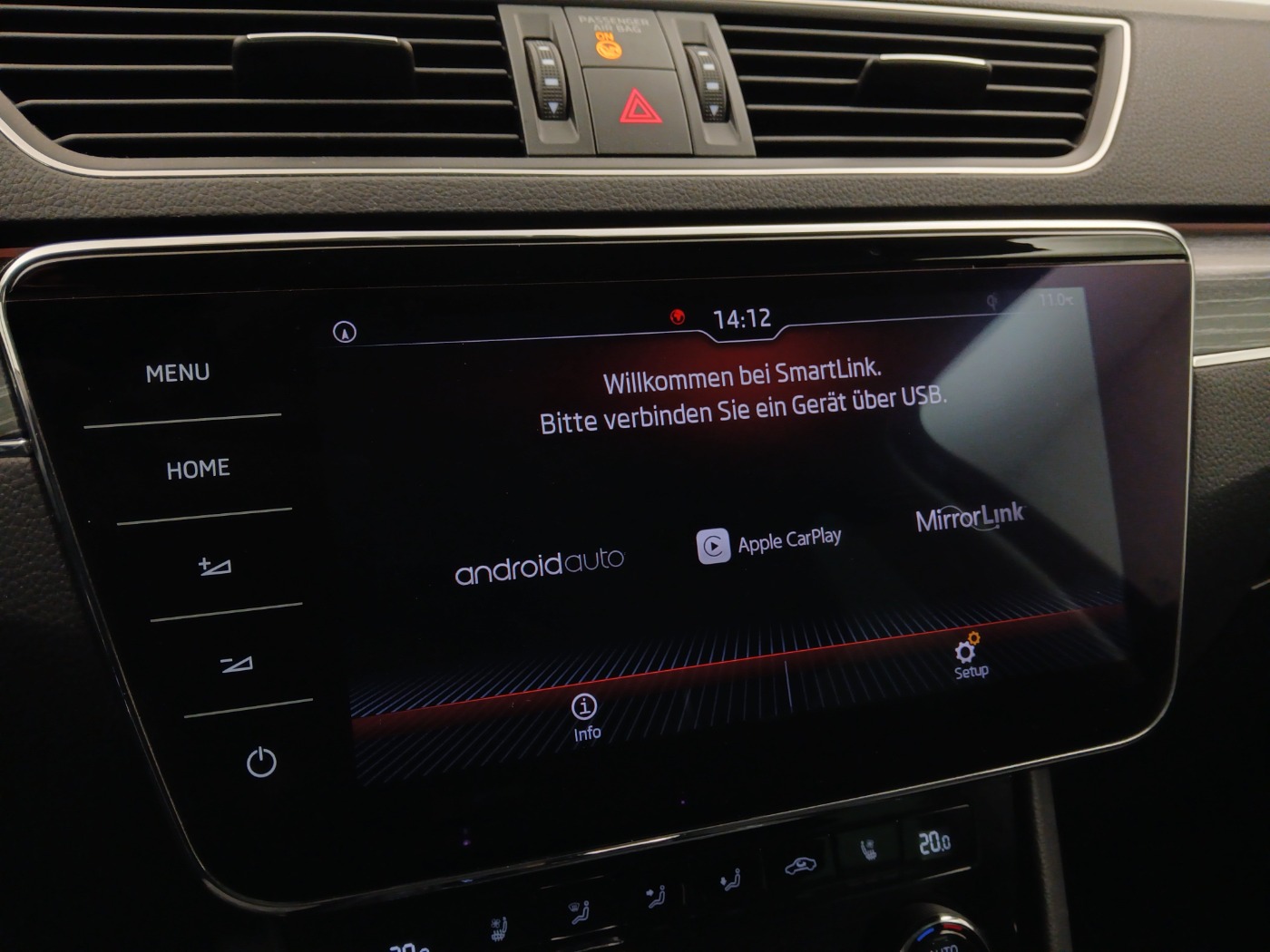 Skoda Superb Combi 2.0 TDI Style | Bild 21 von 30