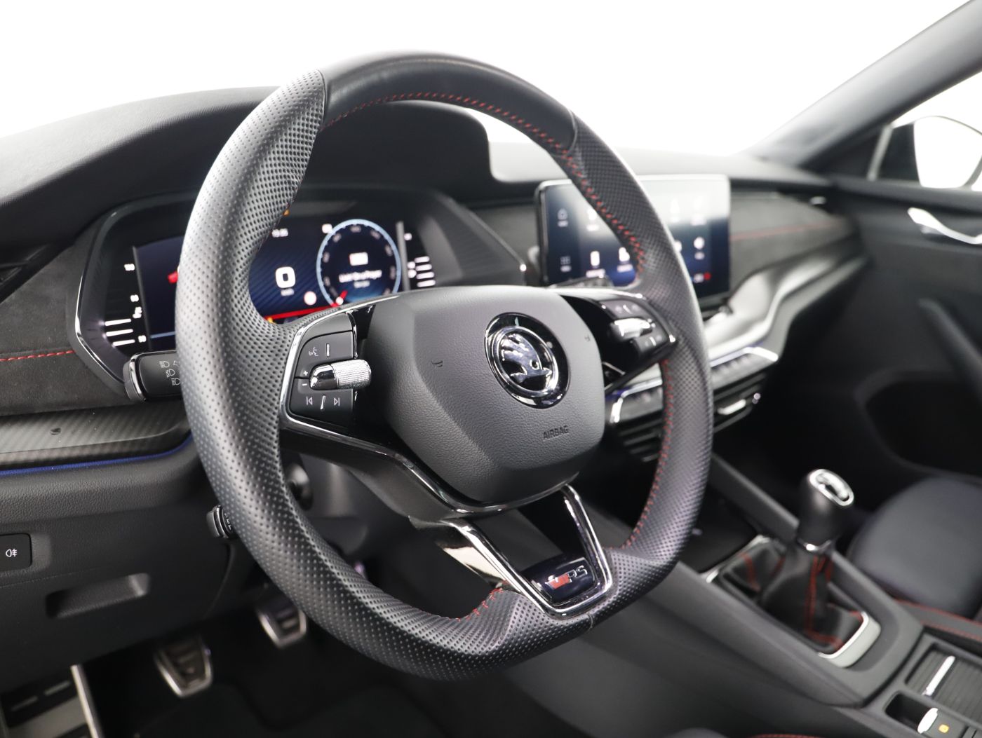 Skoda Octavia Combi 2.0 RS | Bild 14 von 26