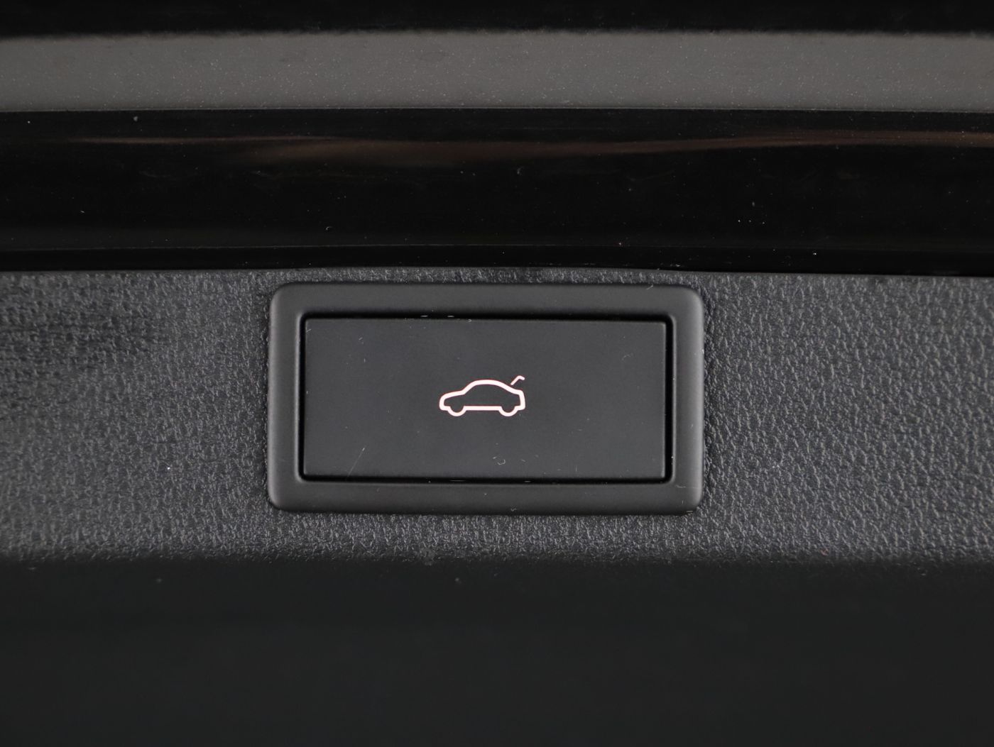 Skoda Octavia Combi 2.0 RS | Bild 23 von 26