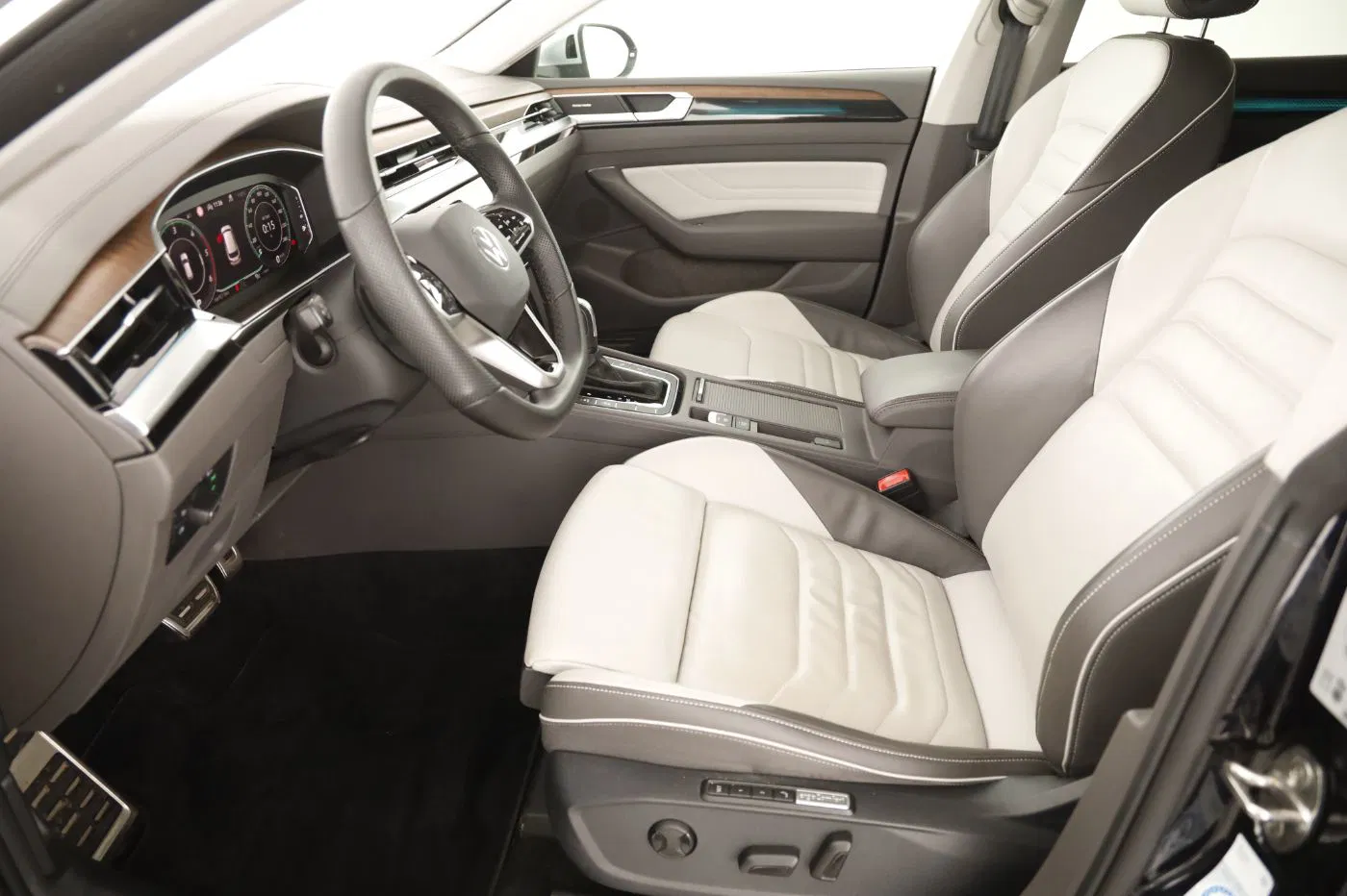 VW Arteon SB 2.0TDI 4Mot Eleg DSG | Bild 12 von 27
