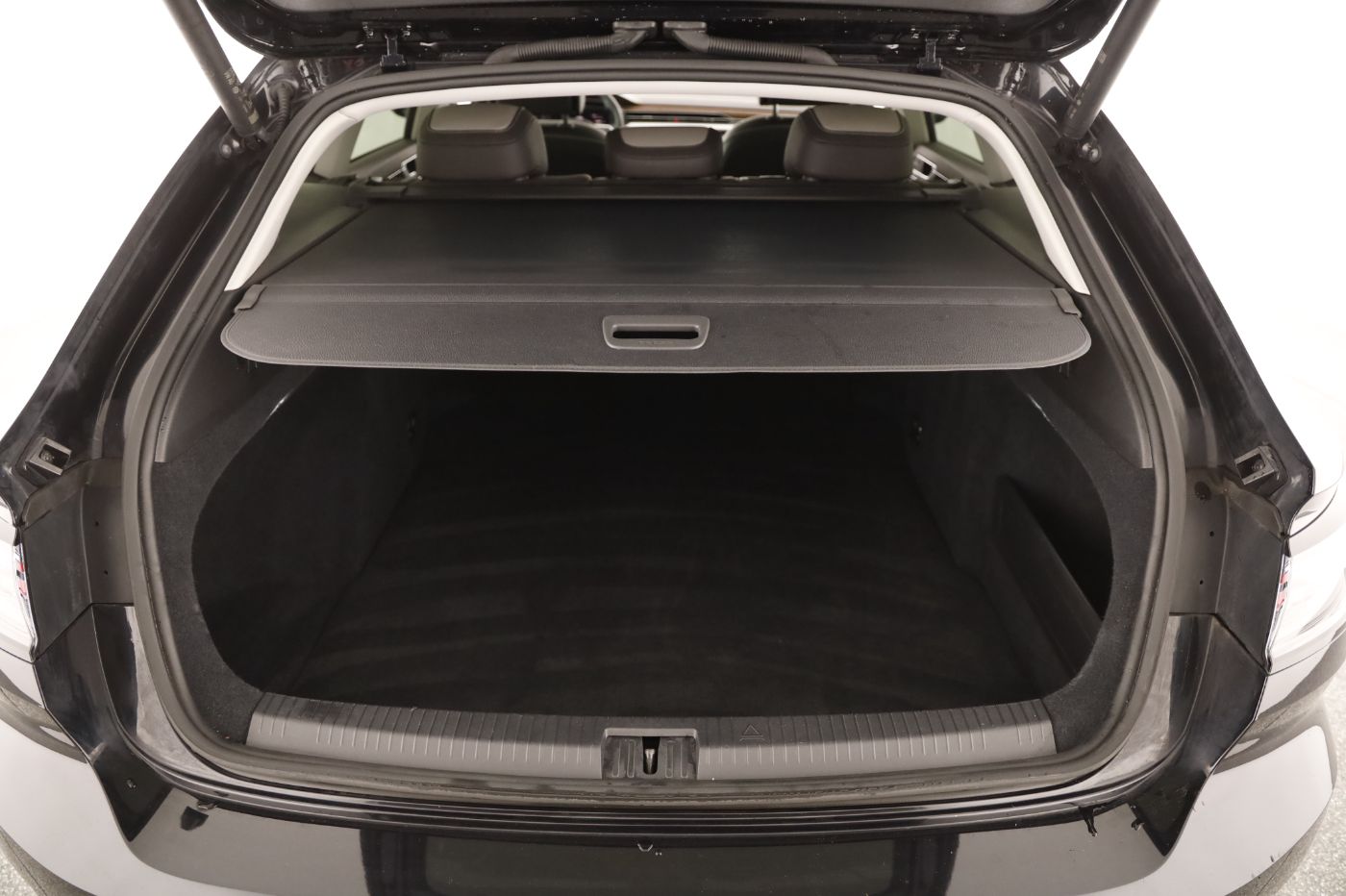 VW Arteon SB 2.0TDI 4Mot Eleg DSG | Bild 24 von 27