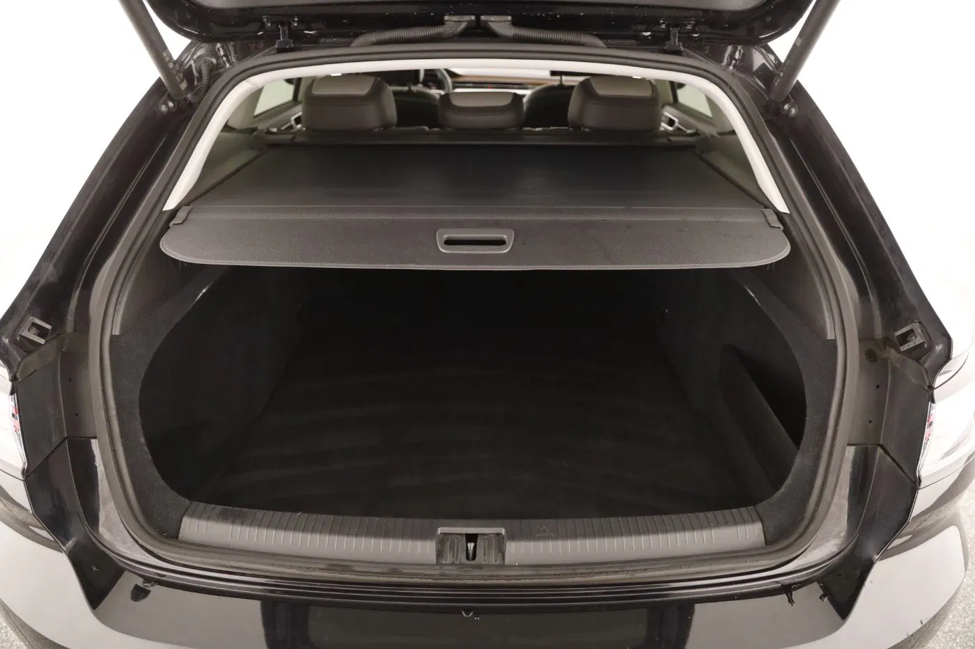 VW Arteon SB 2.0TDI 4Mot Eleg DSG | Bild 24 von 27