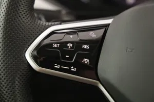VW Arteon SB 2.0TDI 4Mot Eleg DSG | Thumbnail 16 von 27