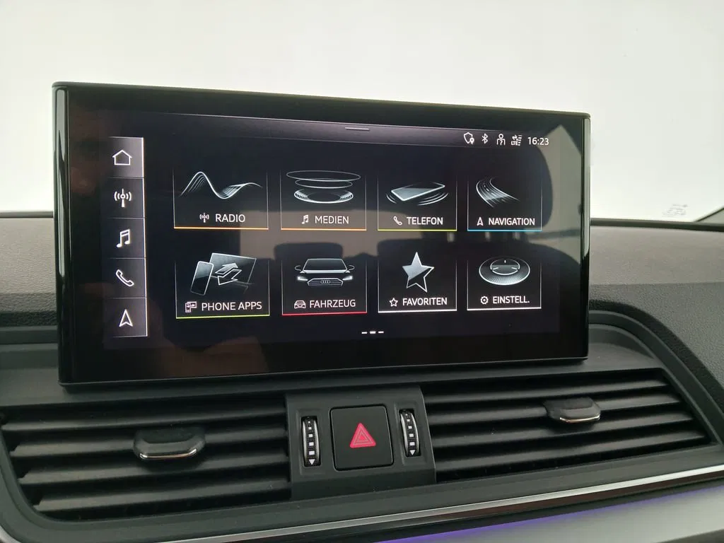 Audi Q5 30 2.0 TDI | Bild 19 von 28