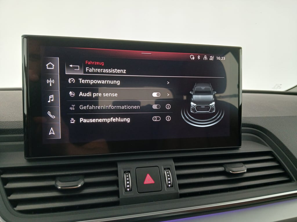 Audi Q5 30 2.0 TDI | Thumbnail 20 von 28