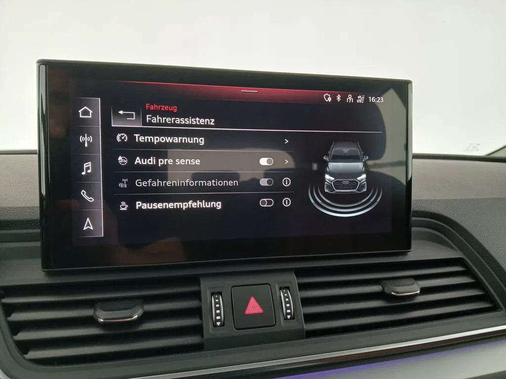 Audi Q5 30 2.0 TDI | Bild 20 von 28