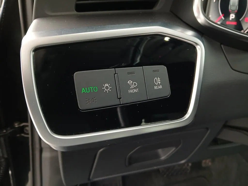 Audi A6 Avant 2.0 TDI ultra | Bild 13 von 30