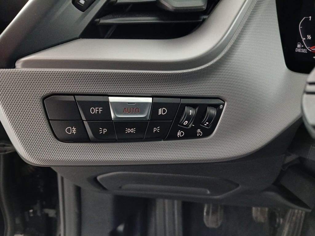 BMW 218d Gran Coupe | Thumbnail 12 von 27