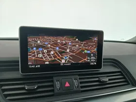 Audi Q5 2.0 40 TDI quattro | Thumbnail 20 von 31