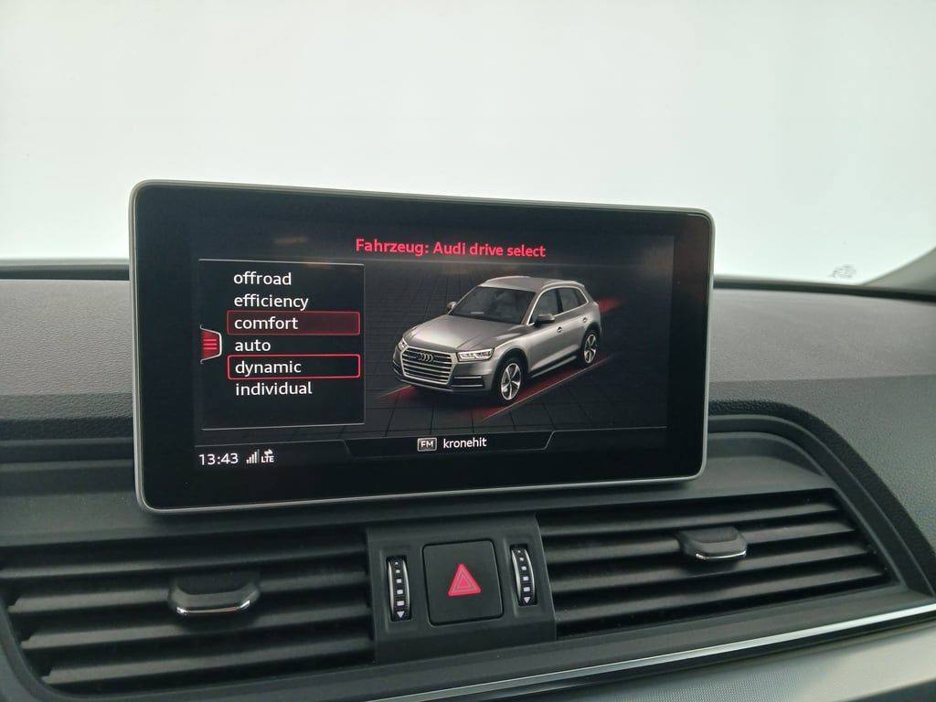 Audi Q5 2.0 40 TDI quattro | Bild 24 von 31