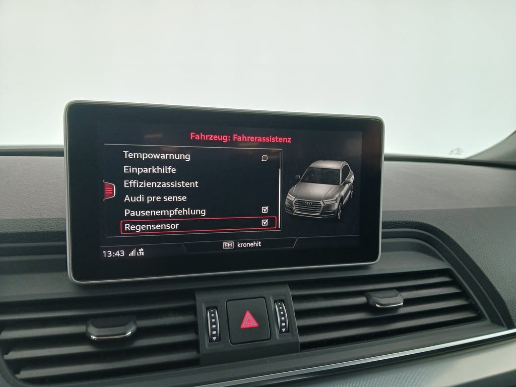 Audi Q5 2.0 40 TDI quattro | Bild 25 von 31