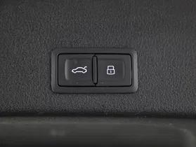 Audi A6 Avant 40 2.0 TDI quattro sport | Thumbnail 27 von 30