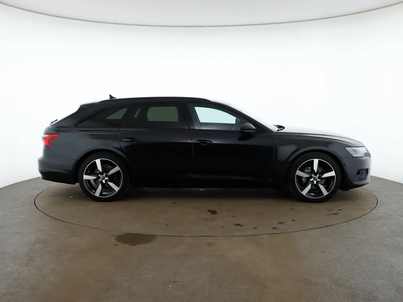 Audi A6 Avant 40 2.0 TDI quattro sport | Bild 4 von 30