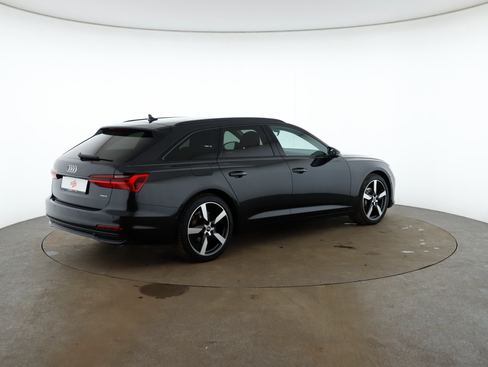 Audi A6 Avant 40 2.0 TDI quattro sport | Thumbnail 5 von 30