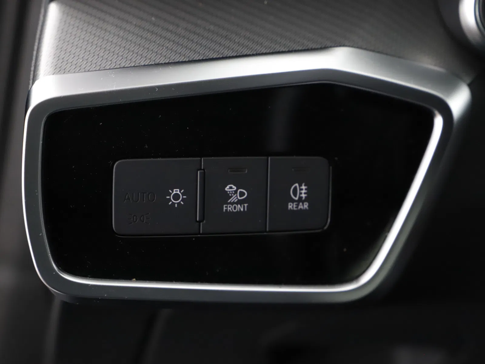 Audi A6 Avant 40 2.0 TDI quattro sport | Bild 12 von 30