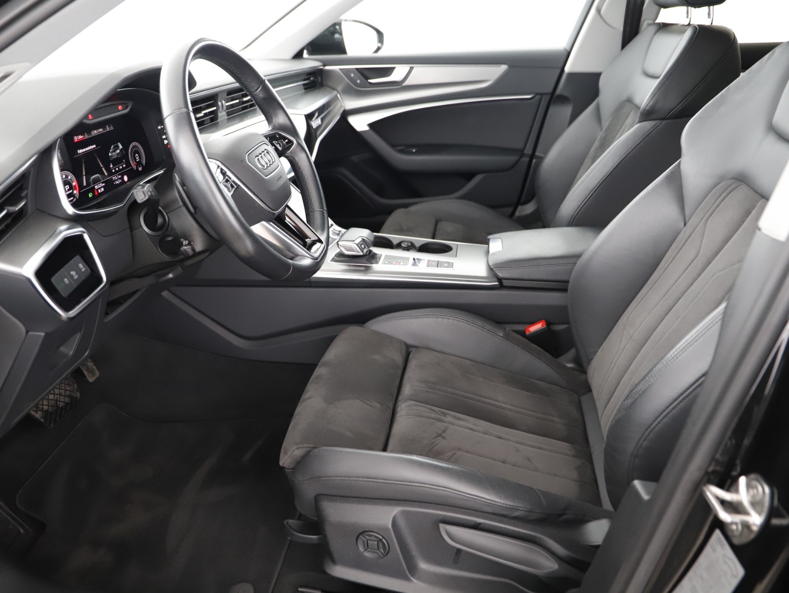 Audi A6 Avant 40 2.0 TDI quattro sport | Thumbnail 13 von 30