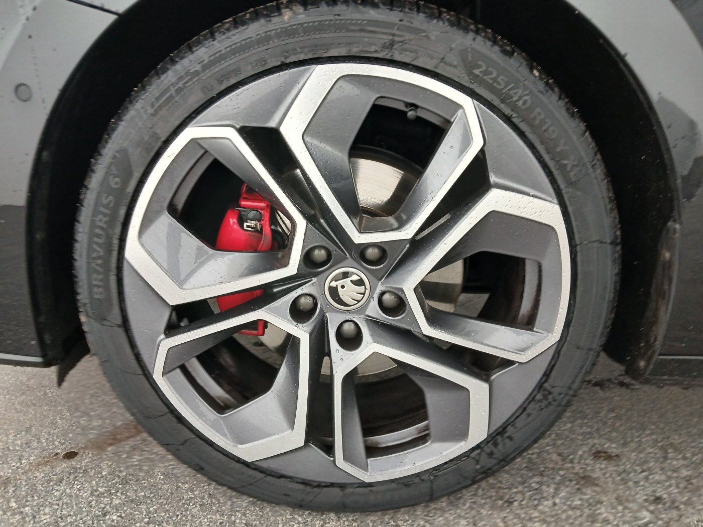 Skoda Octavia Combi 2.0 TDI RS | Bild 4 von 31